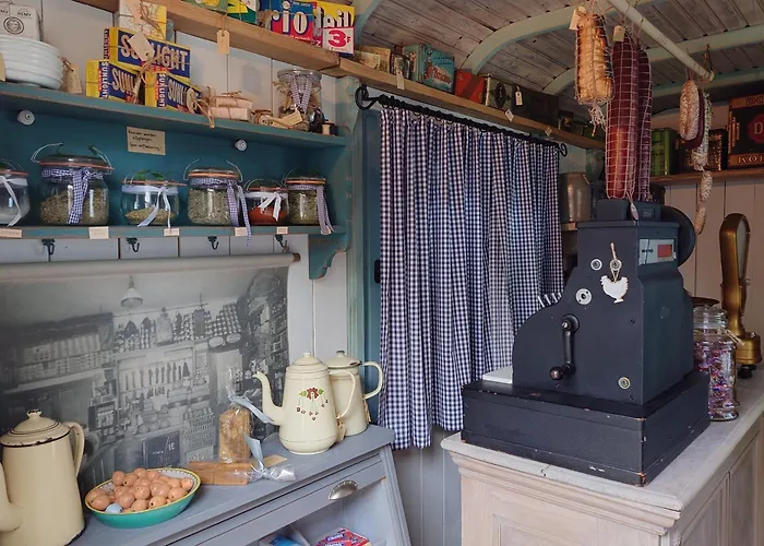 Pipowagen Biej Oma Neeske فندق مبيت وإفطار *