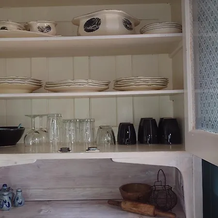 Pipowagen Biej Oma Neeske Bed & Breakfast Netersel