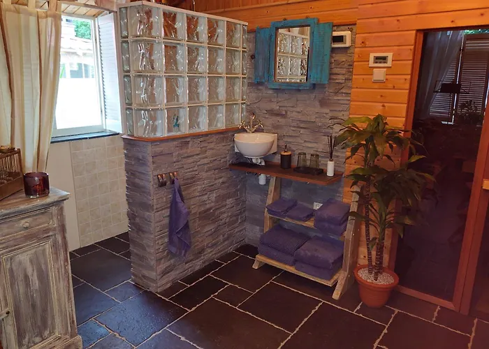 לינה וארוחת בוקר Pipowagen Biej Oma Neeske Netersel