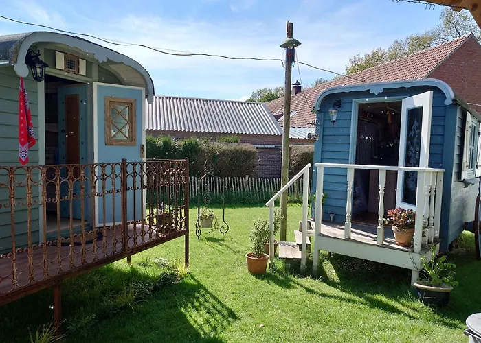 לינה וארוחת בוקר Pipowagen Biej Oma Neeske