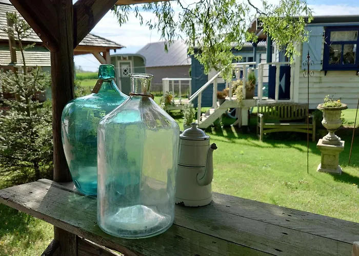 לינה וארוחת בוקר Pipowagen Biej Oma Neeske